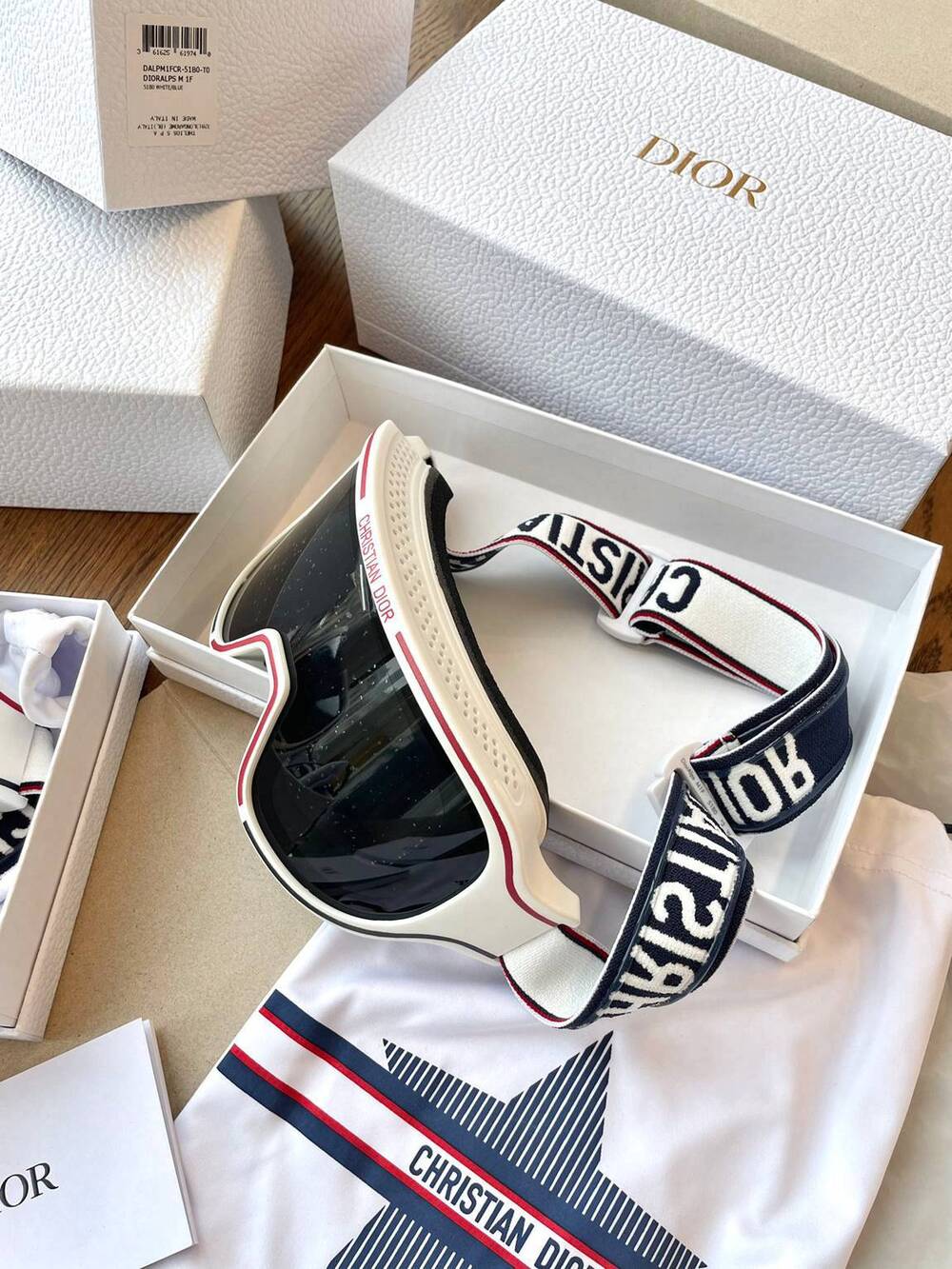 Dior Snowboard Ski Goggles - Picture 6 of 9